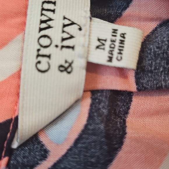 Crown and Ivy Chic Pink and Black Patterned Blouse - Picture 9 of 12